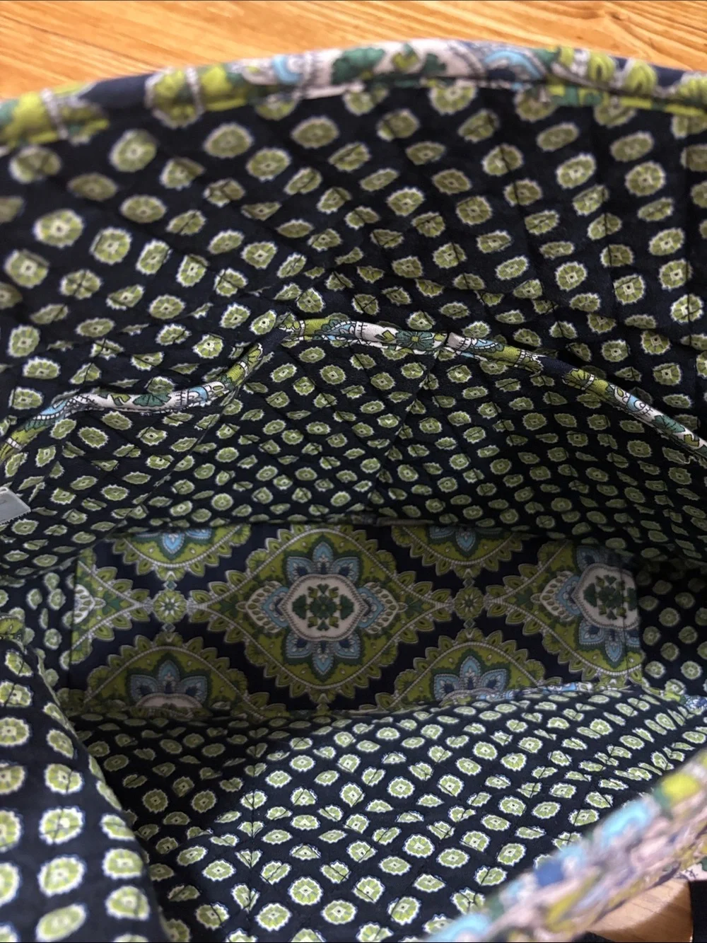 Vintage Vera Bradley Messenger Bag in Cambridge Pattern, in excellent condition - Picture 3 of 6
